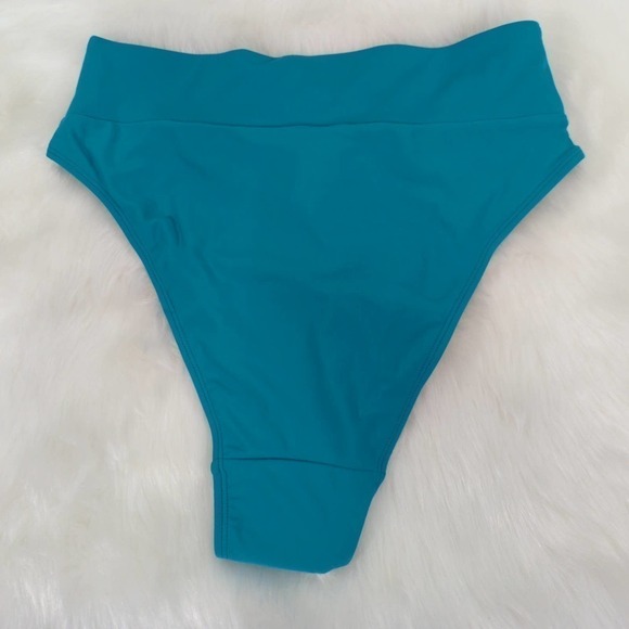 HALARA SWIMWEAR Crossover Bikini Bottom Swimsuit | SMALL - Picture 5 of 8